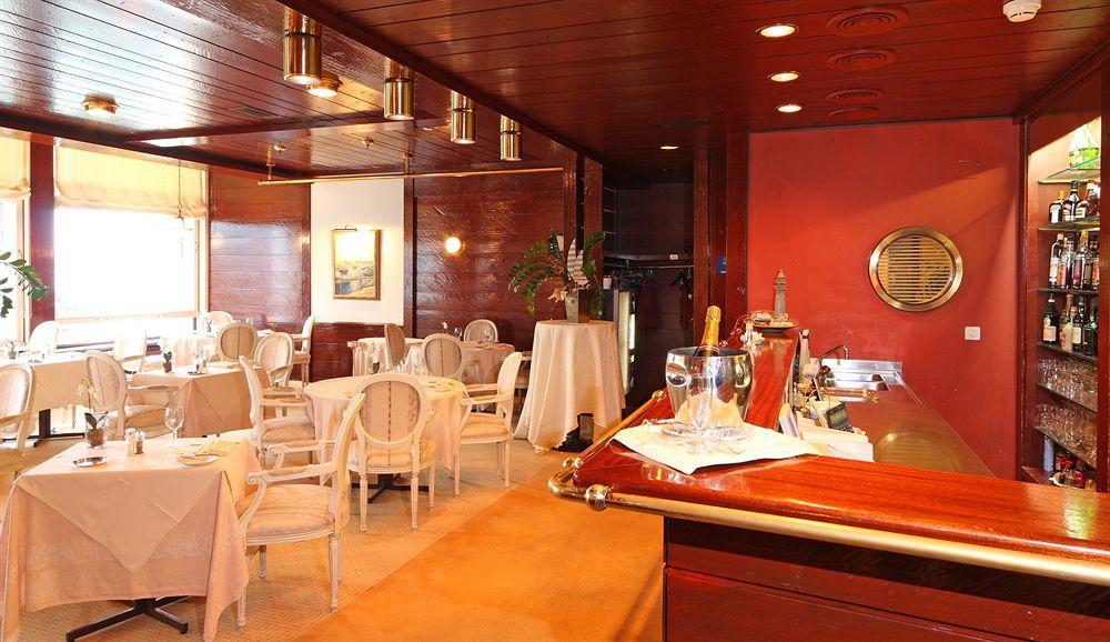 Hotel Du Grand Lac Excelsior Montrö Restoran fotoğraf